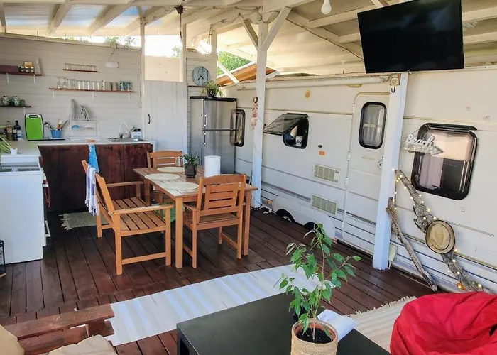 яката каравана *